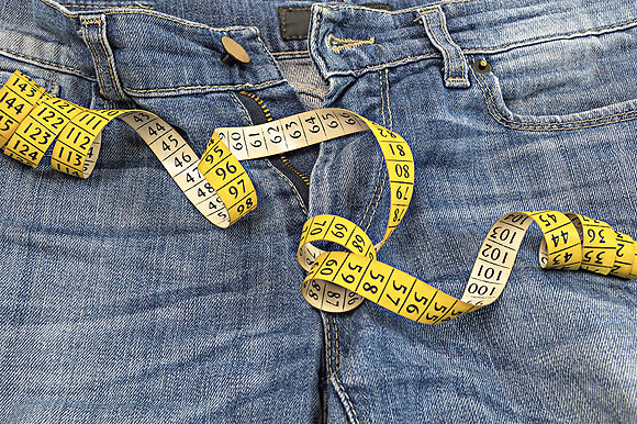 Trousers are measured in centimetres in Europe and inches in the USA. You can look them up in the trousers size chart on this page.